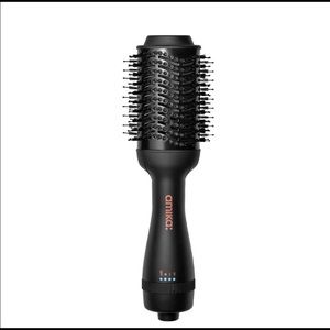 Amika blow dryer brush